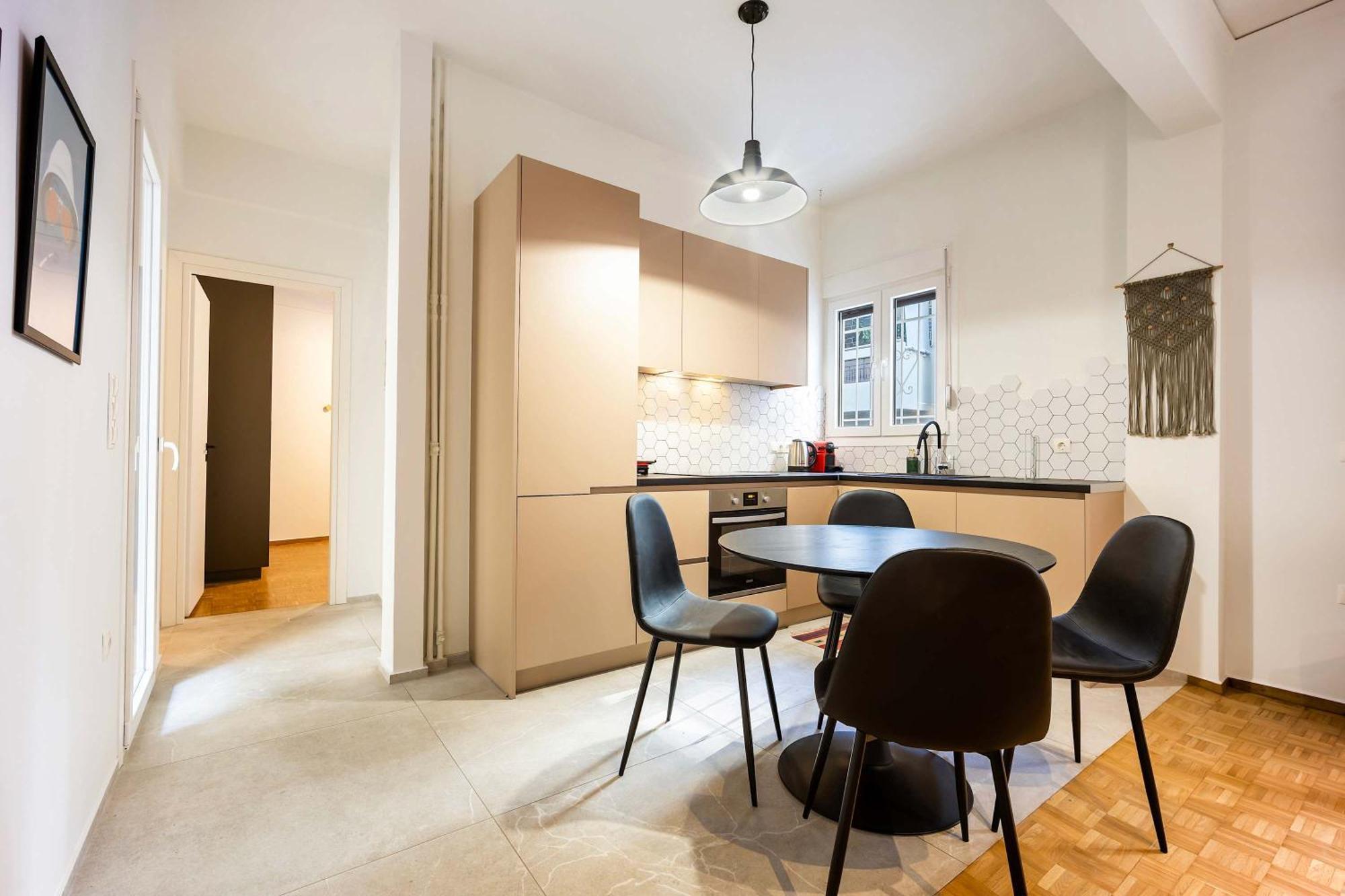 O&O Group - Eclectic Chic Thissio Apartment 아테네 외부 사진